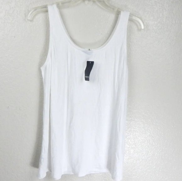 Torrid White Ribbed Hook and Eye Tank - Picture 3 of 5